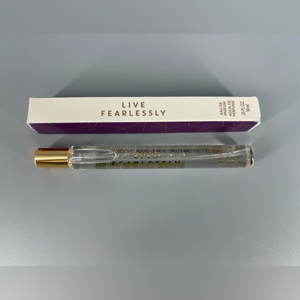 NIB - Mary Kay Live Fearlessly Travel Size Perfume .35 Fl. Oz